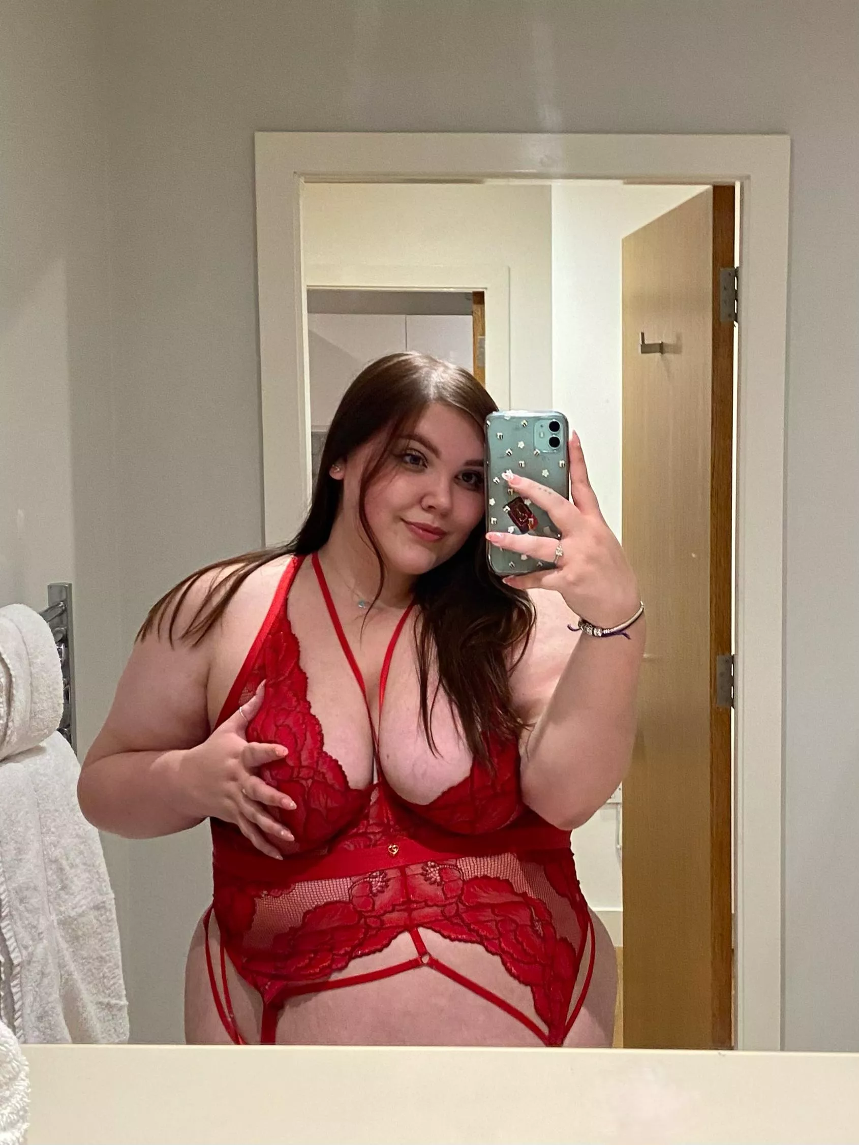 I fuck on the first date posted by princessglxtter