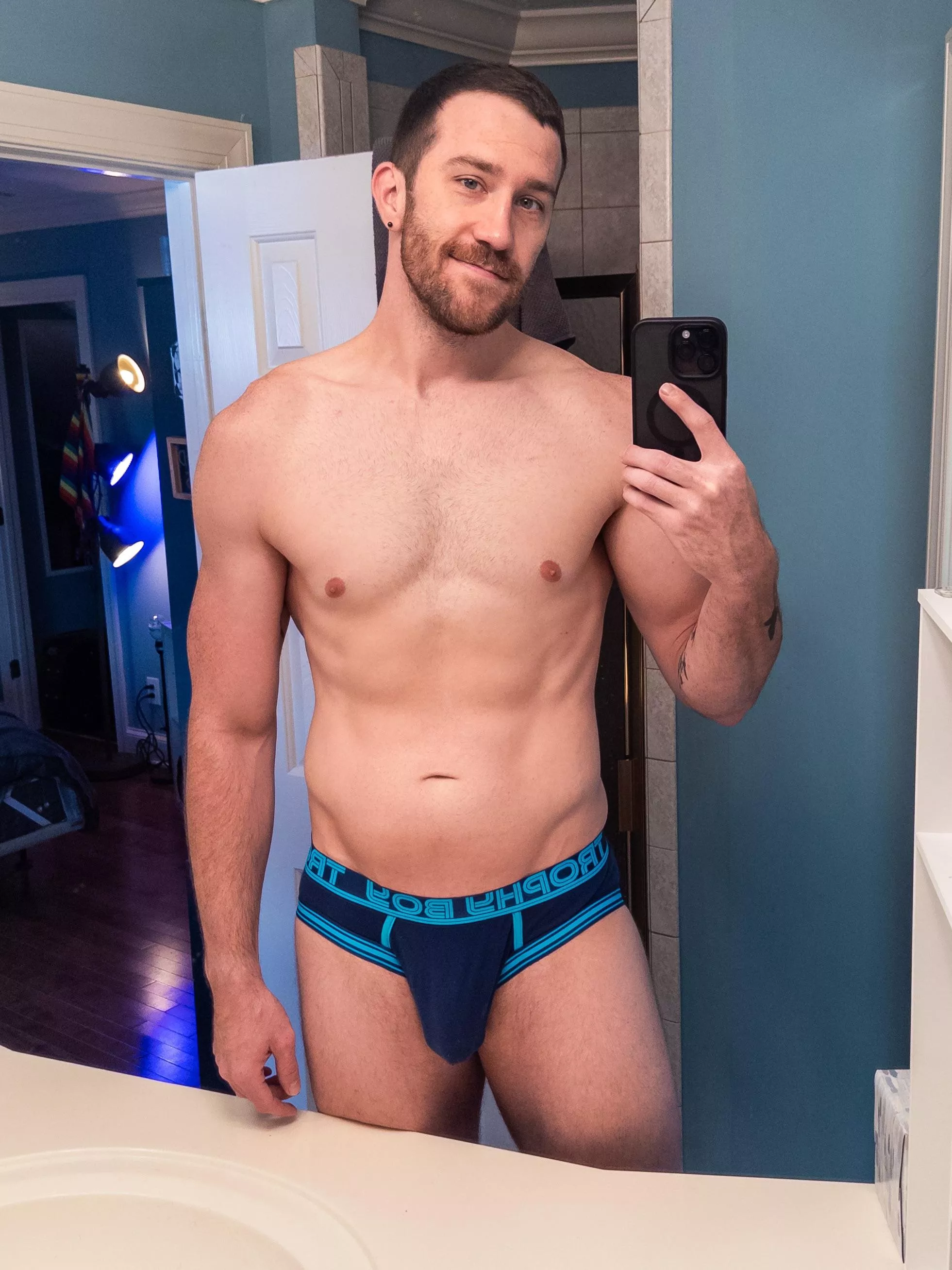 I really love the way these briefs hold my package. 10/10 would recommend 👌🏼 posted by thegayavatar