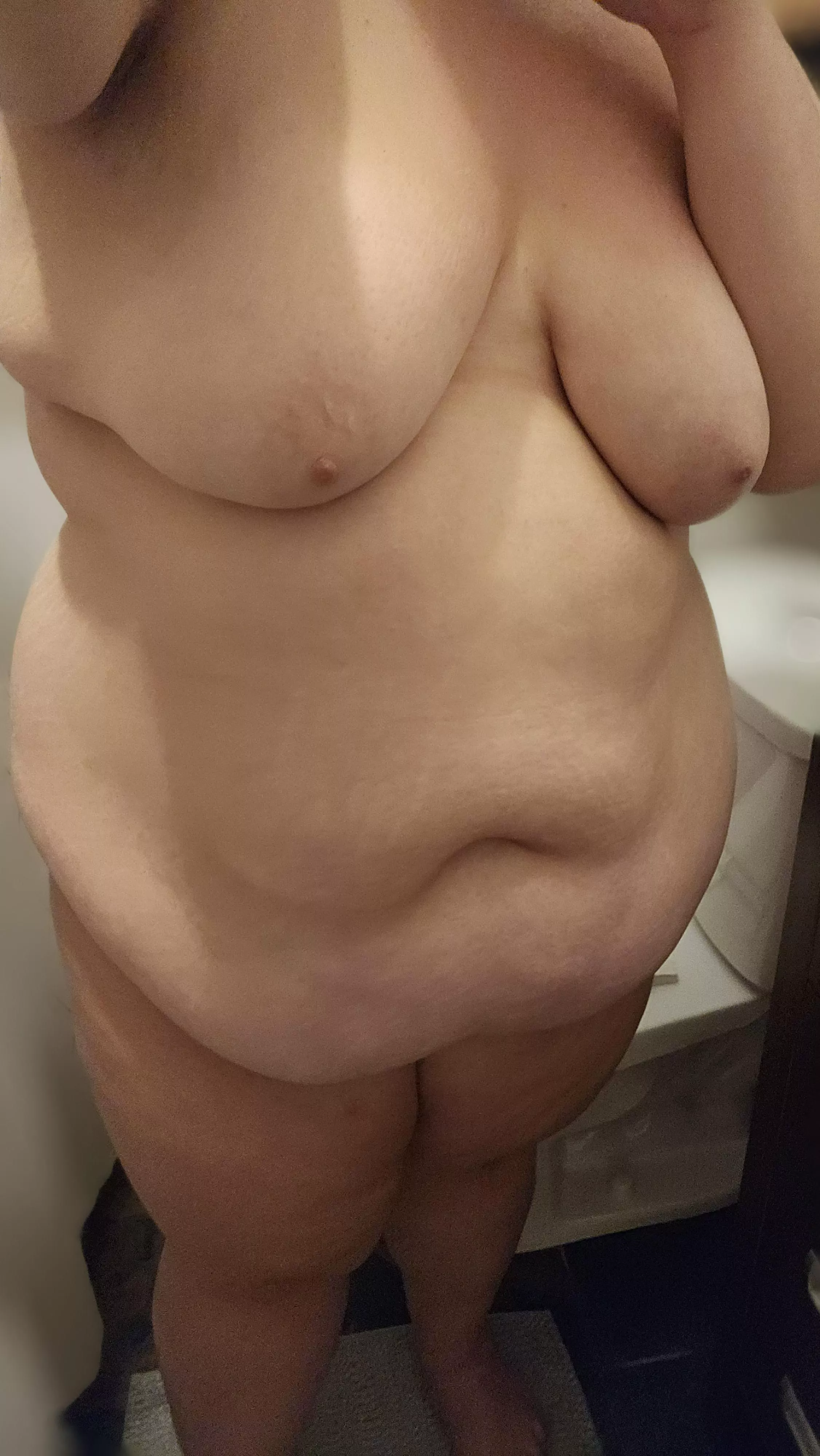 I'm craving for orgasms in my shower : are you cuming with me ? 😇🥵😈 posted by EvaRose_Kiss