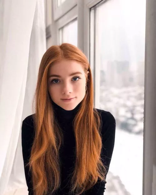 Julia Adamenko by Jaseyjerks