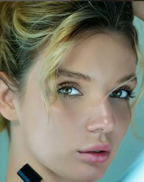 Micha Mikhaylova by HWKD65