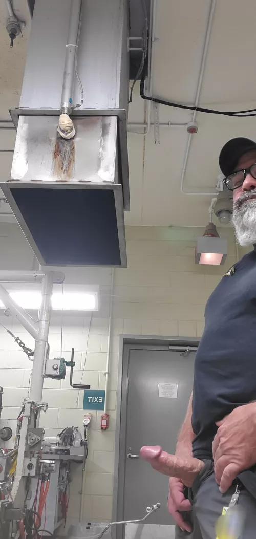 Pops beard and boner 😜 by AcceptableWolf3108