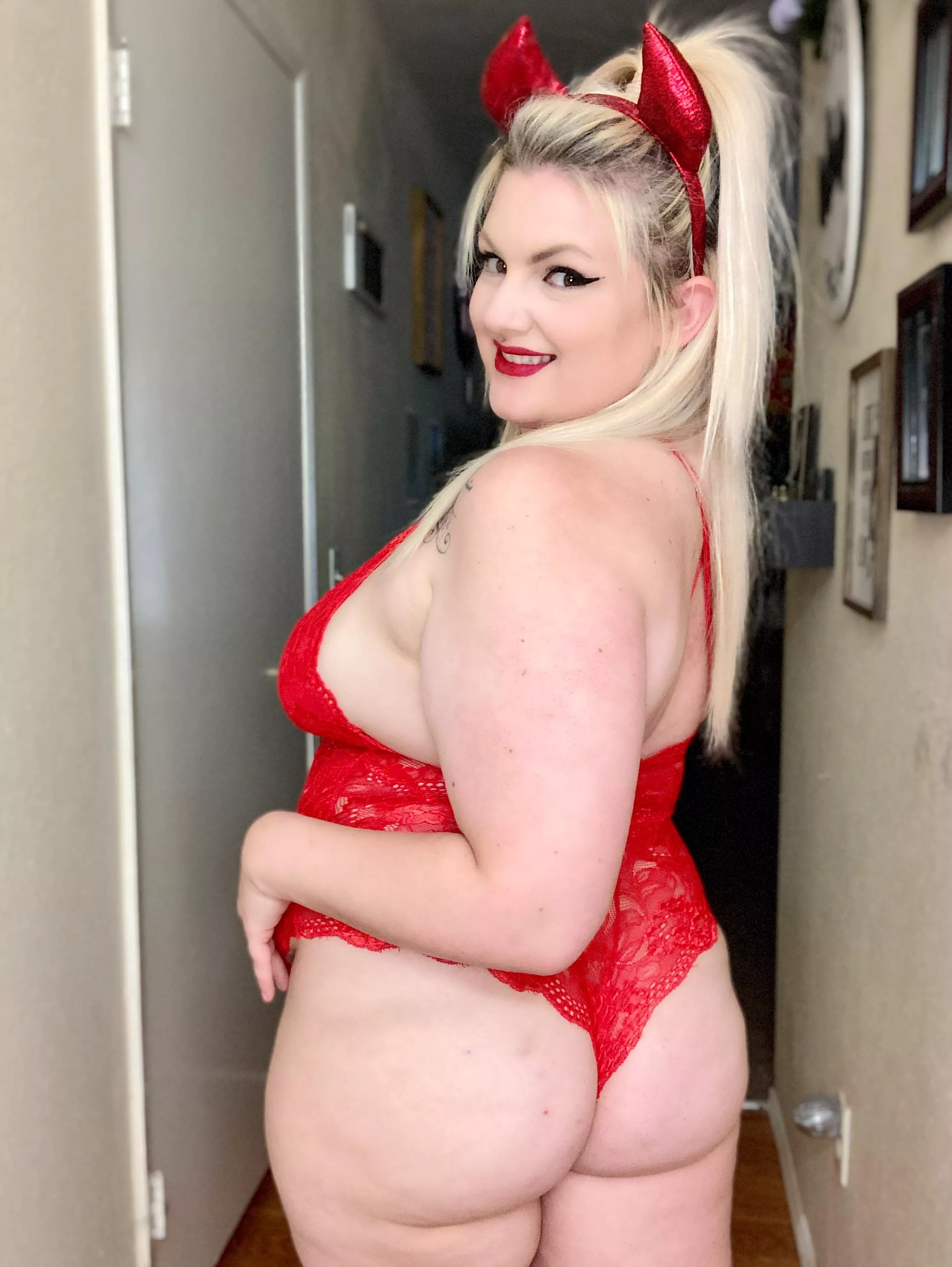 Satan is a woman posted by Belflock