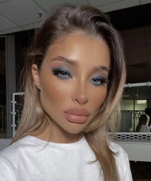 Stunning by Money666666