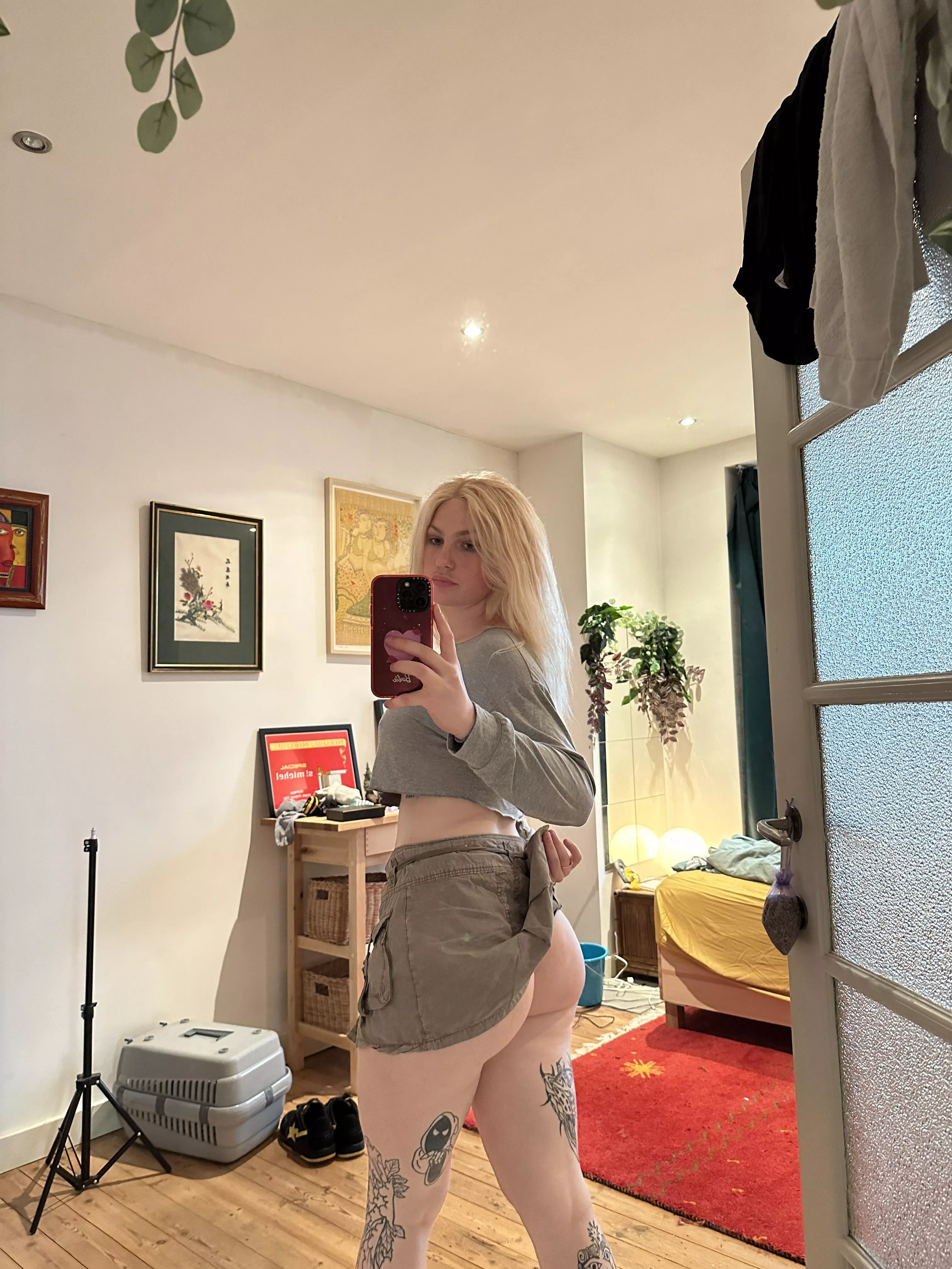 Would you resist a girl like me? posted by Infamous-Albino