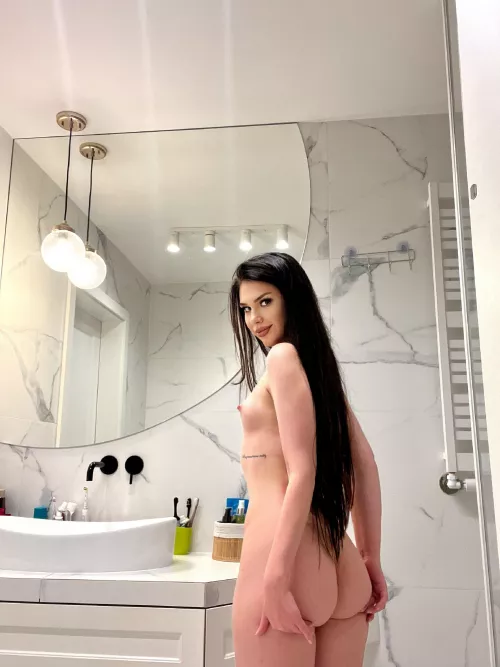 a guy on tinder said my ass is ugly by Erika_Becker