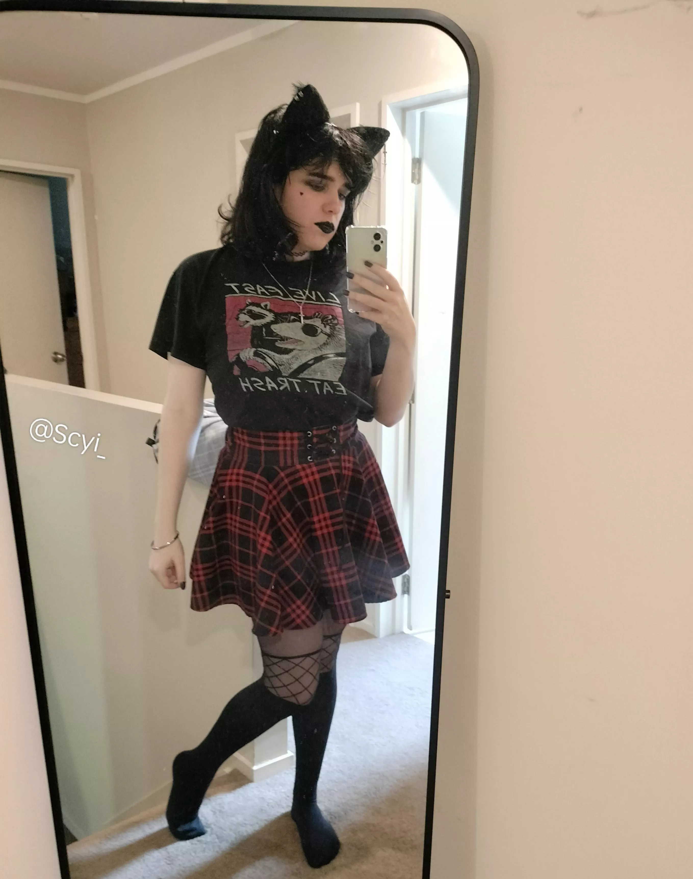 could I be called cute? posted by Scyitsi