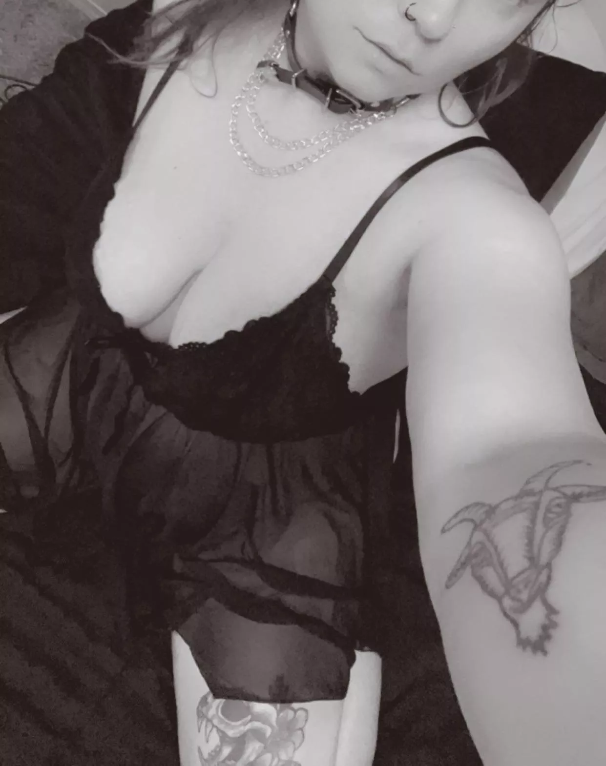 Girls just want to have [F]un posted by girlxpoison