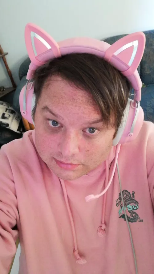 Good day for gaming 😊 by Beautiful-Act7210