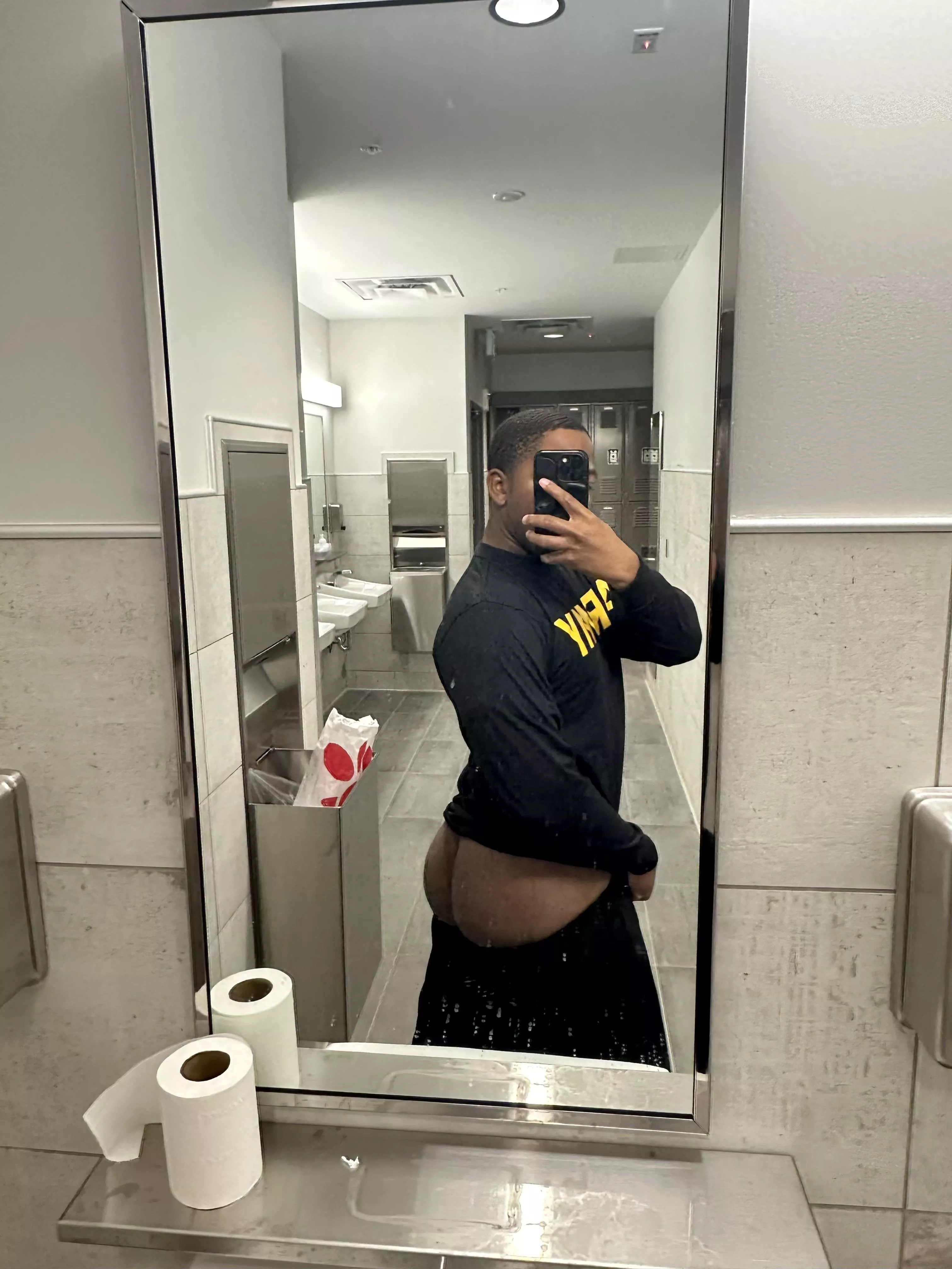 Happy Wednesday🍑 posted by AftaDarkM