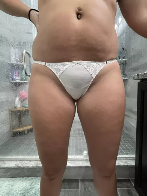 I like that you can see a hint of my bush [f] by redfox1075