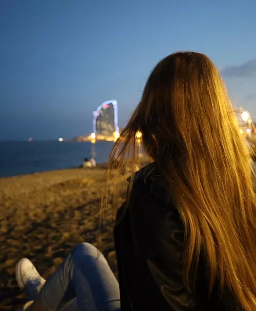 In the place where it all began.. I promised you once that I would tell you about it, but I was waiting to go to the same place. See the comment. by VickiKicks