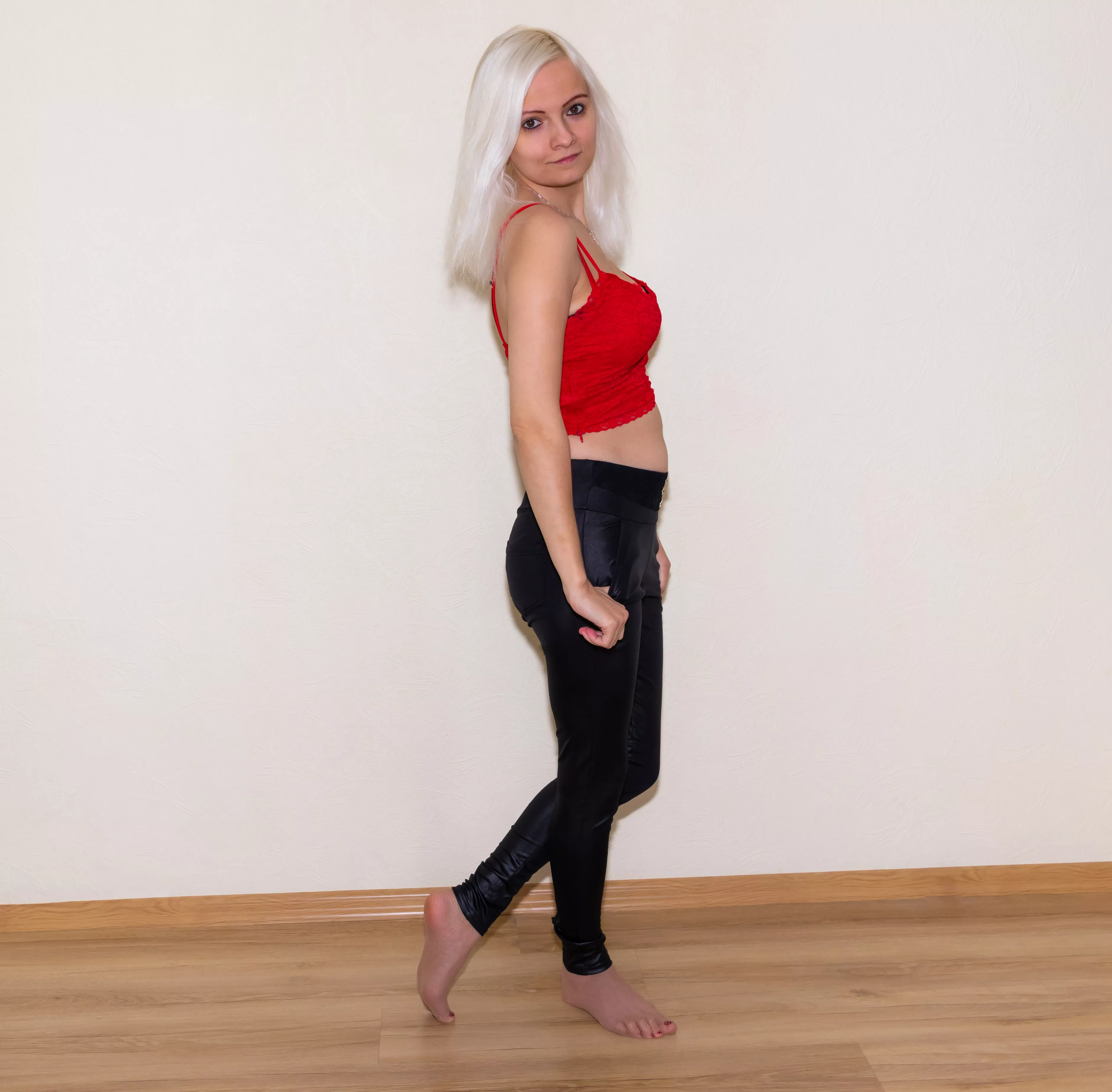 Just me... posing for you... posted by bubethebest