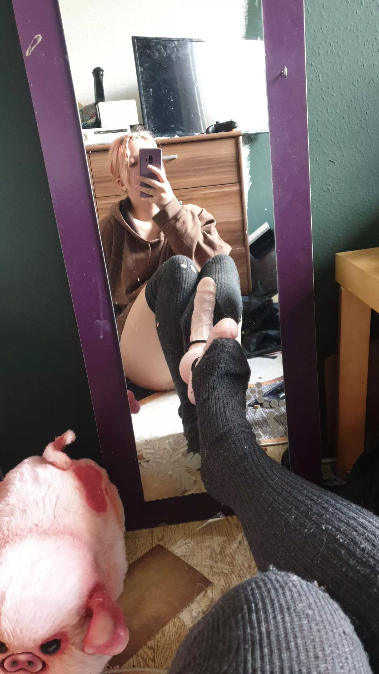 Shhhhhh posted by KalmBallz