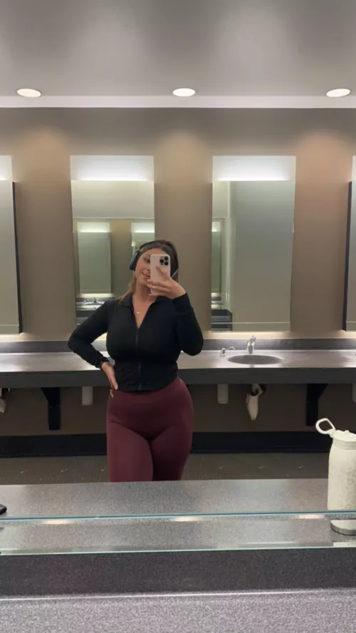 Should I come squat over your face? by RyaneGill