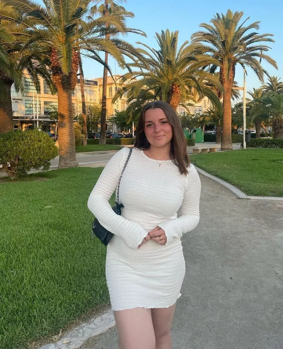 White dress posted by ponexiy