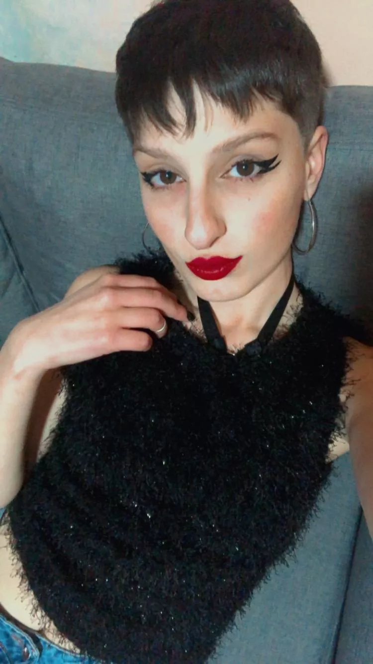 whore CF posted by sexypotionn