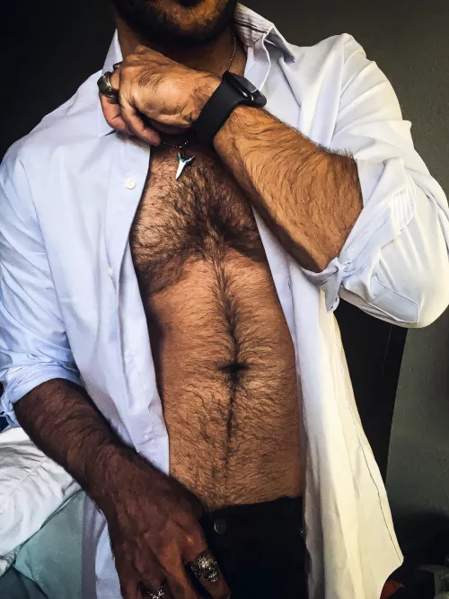 You like hairy men? by alfredo_king02
