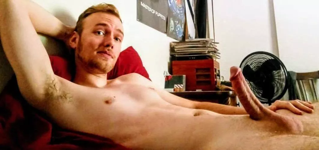 [24M] Took this pic on an Android, but I hope it still looks good by DeadBatteries03