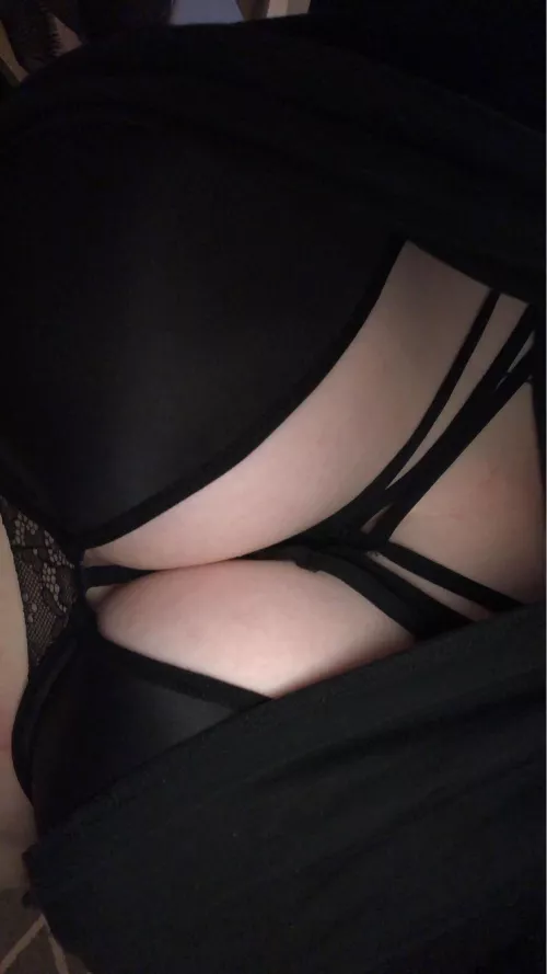 Aussie who wants to show her tits right here❤️ by rachel_anonymous