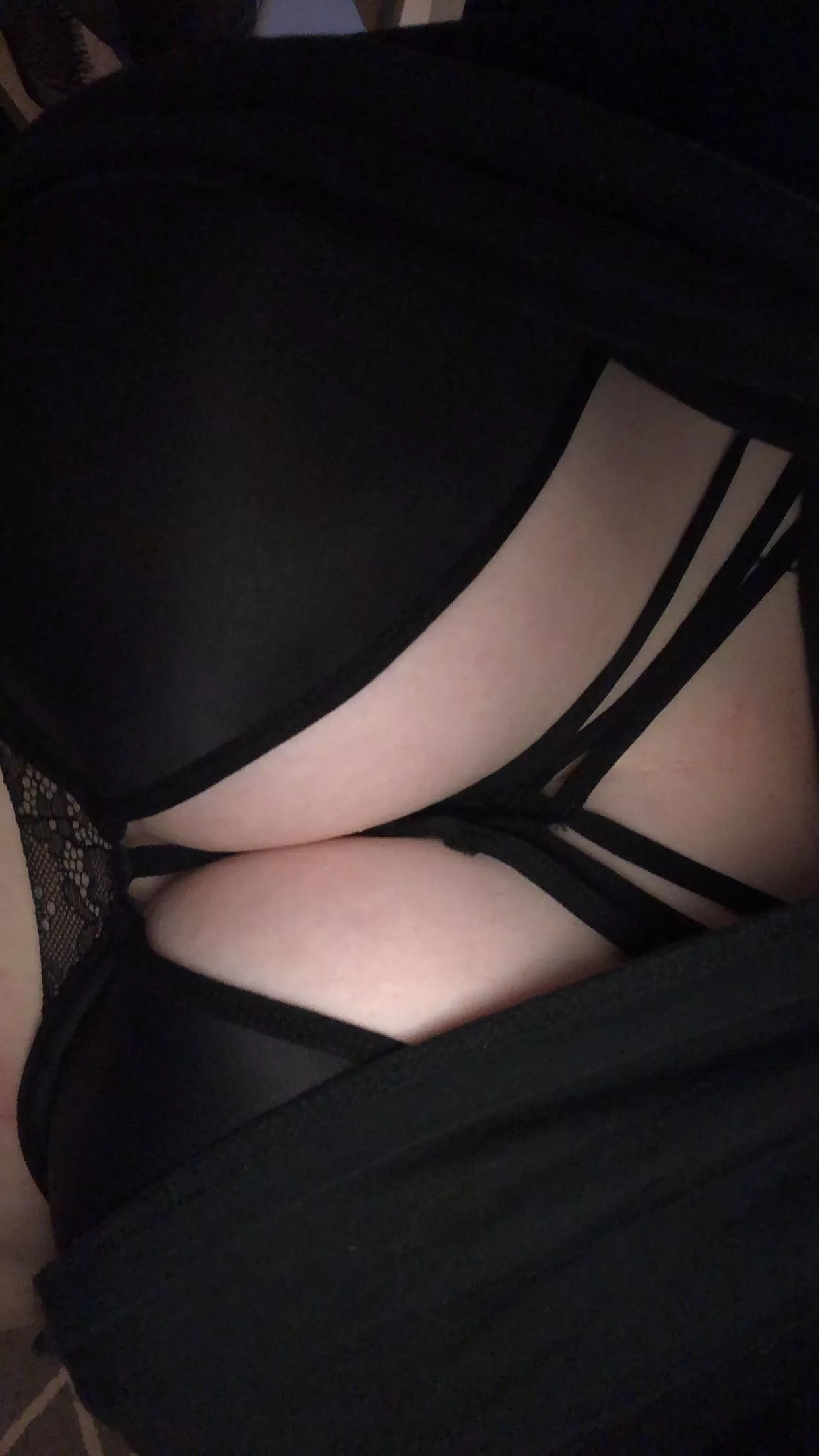 Aussie who wants to show her tits right here❤️ posted by rachel_anonymous