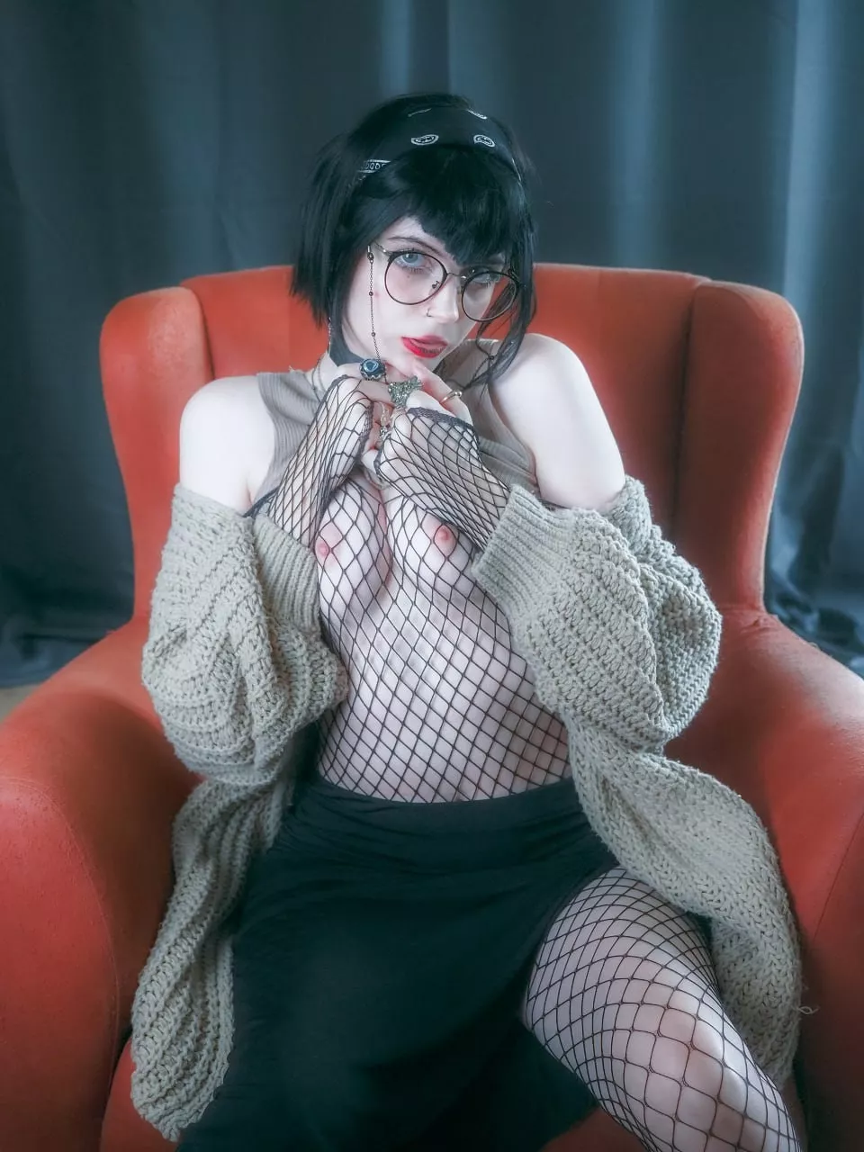 Ave Ria posted by MereOasis