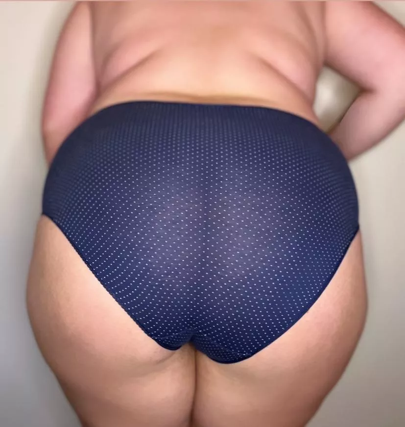 Big and beautiful posted by Snacky_thiccums