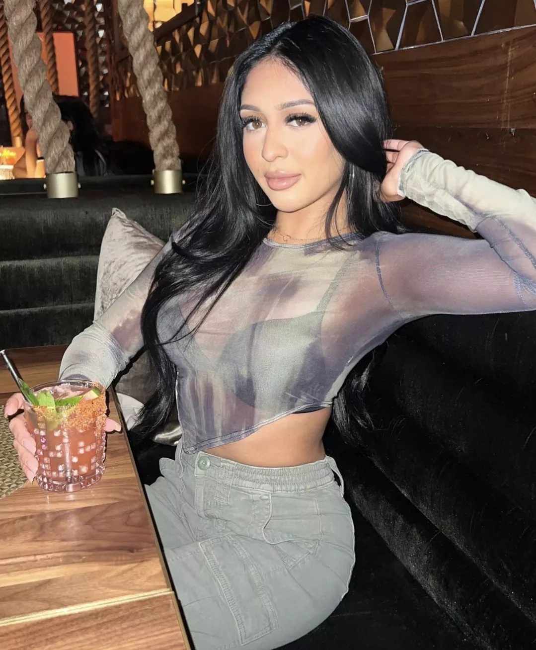 Date night posted by Throwaway111723