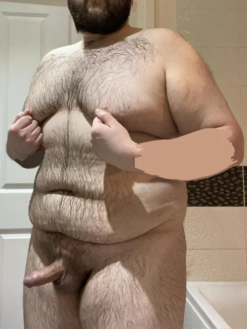 Fresh out the shower, time to get dirty (28) by mids_bearxxx