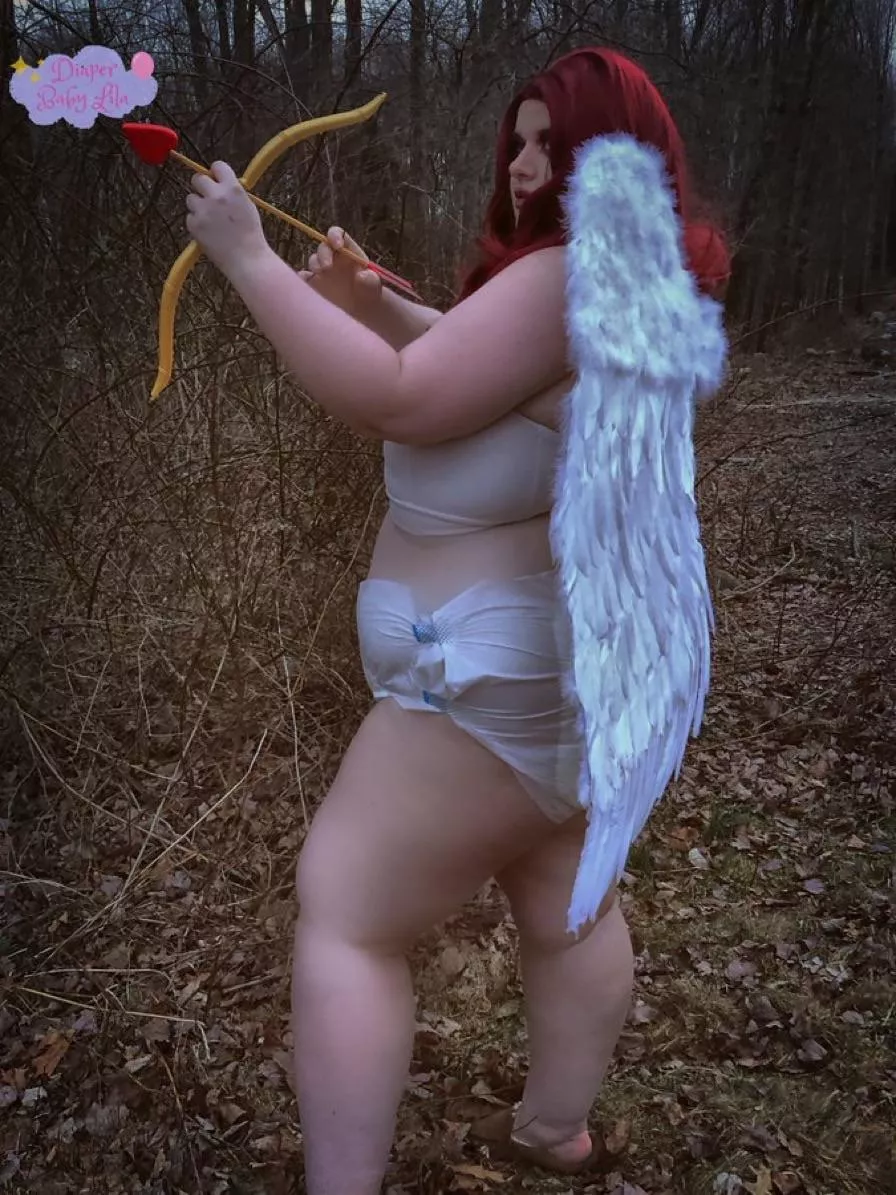 Haven’t posted in a few days. Did you miss me?🌹🖤 posted by thediaperbabylila