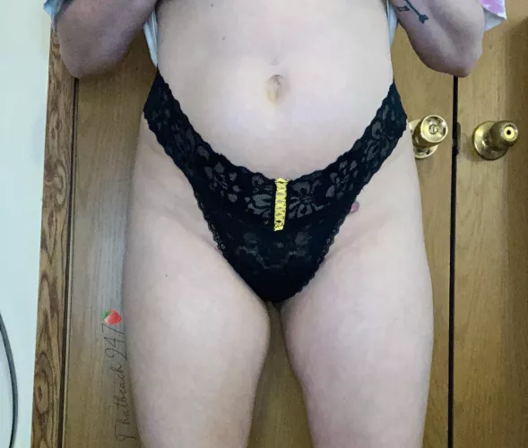 🖤 I bet you want to smell my panties 😉 [Selling][US] by thatbeach247