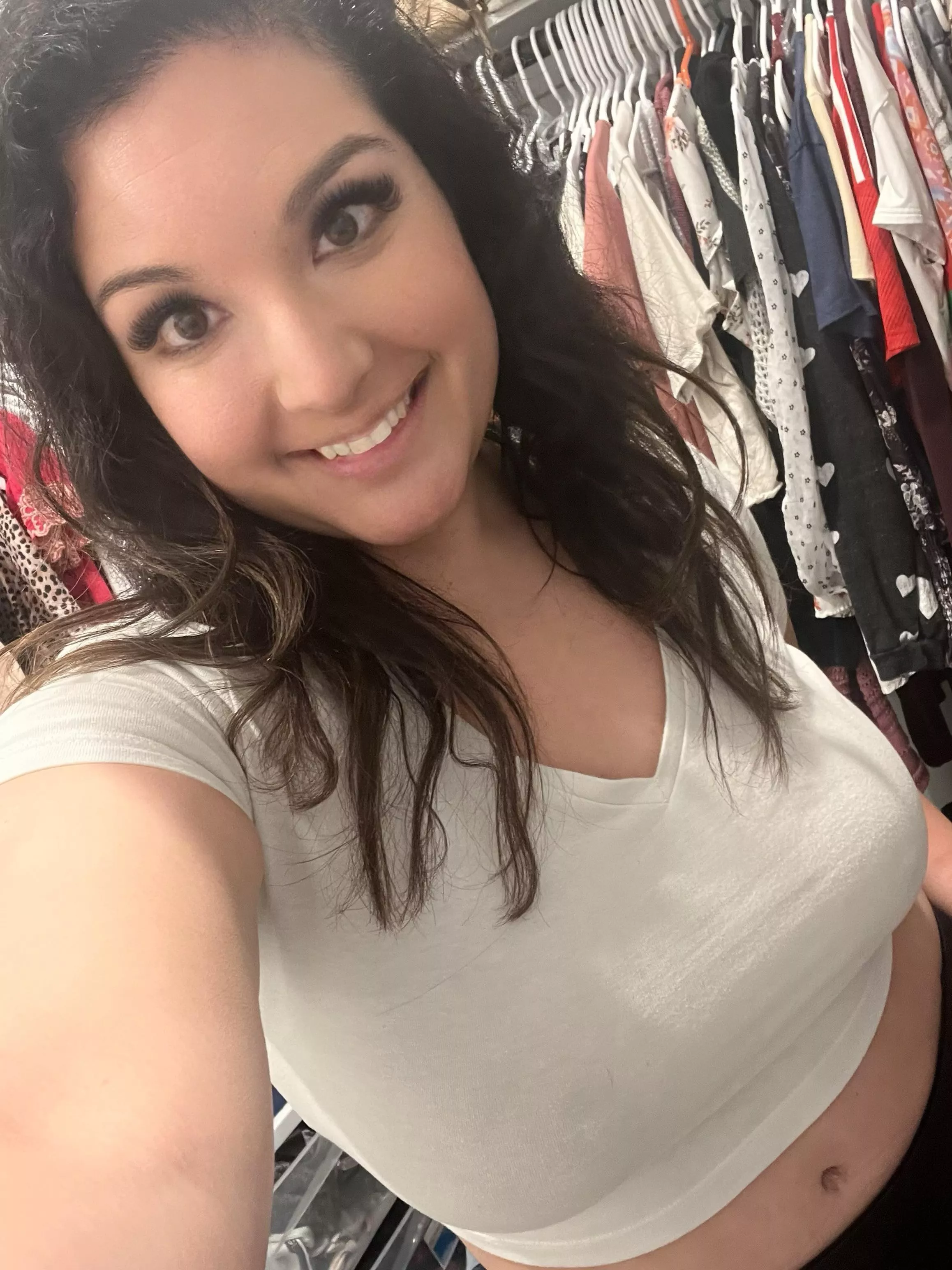 I don’t think anyone can tell I’m not wearing a bra posted by sexxymilf1030