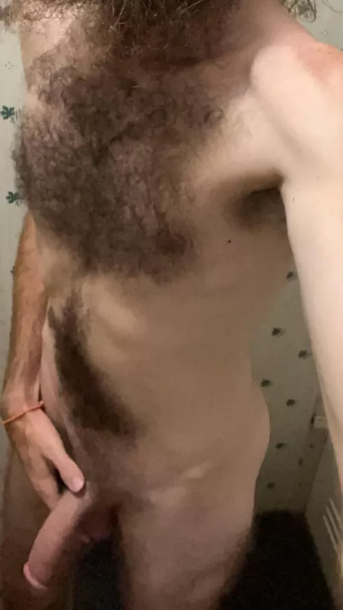 Mind lending another hand? by throwawayawaworht34