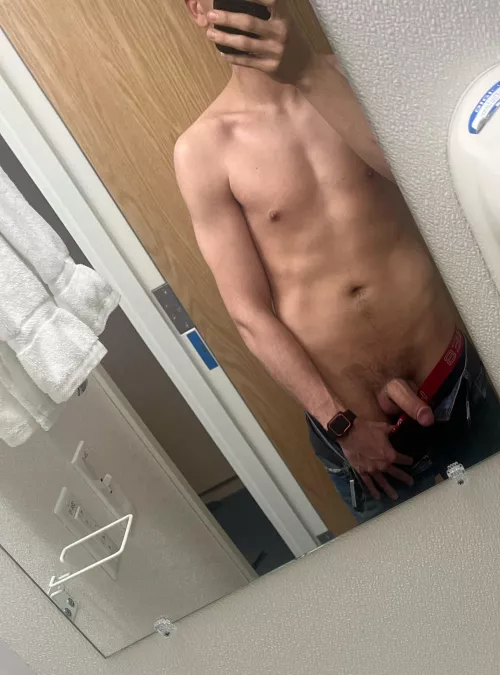 ® NSFW The best part of getting off of a 15 hour shift #gay #oilboy #softcock by Kessler_wy14882