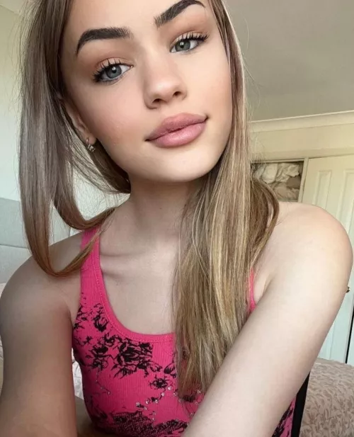 The cutest freshman :) by doll_eyesblue