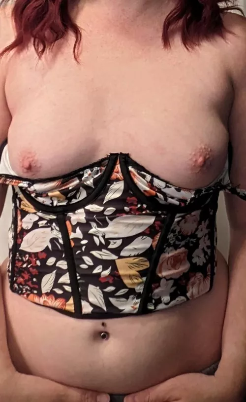 30F Tell me what you think of me. by Fancy-Objectivity