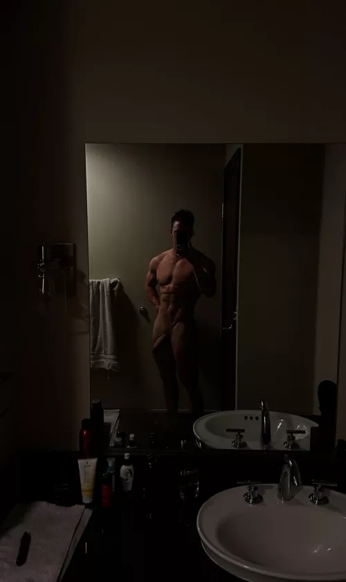 6’3 215 at your service by FLEXXAPPEAL