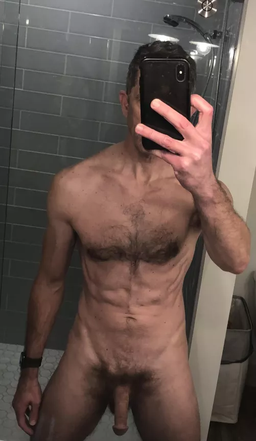 Changing room selfie by Thoughtful-thoughts