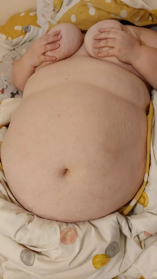 Do you love a sluttly ssbbw like me then come and tell me how baldy you want me 💋 by brandibellissbbw