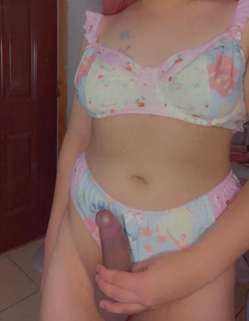 Does my girl dick turn you on:) by christinak0814