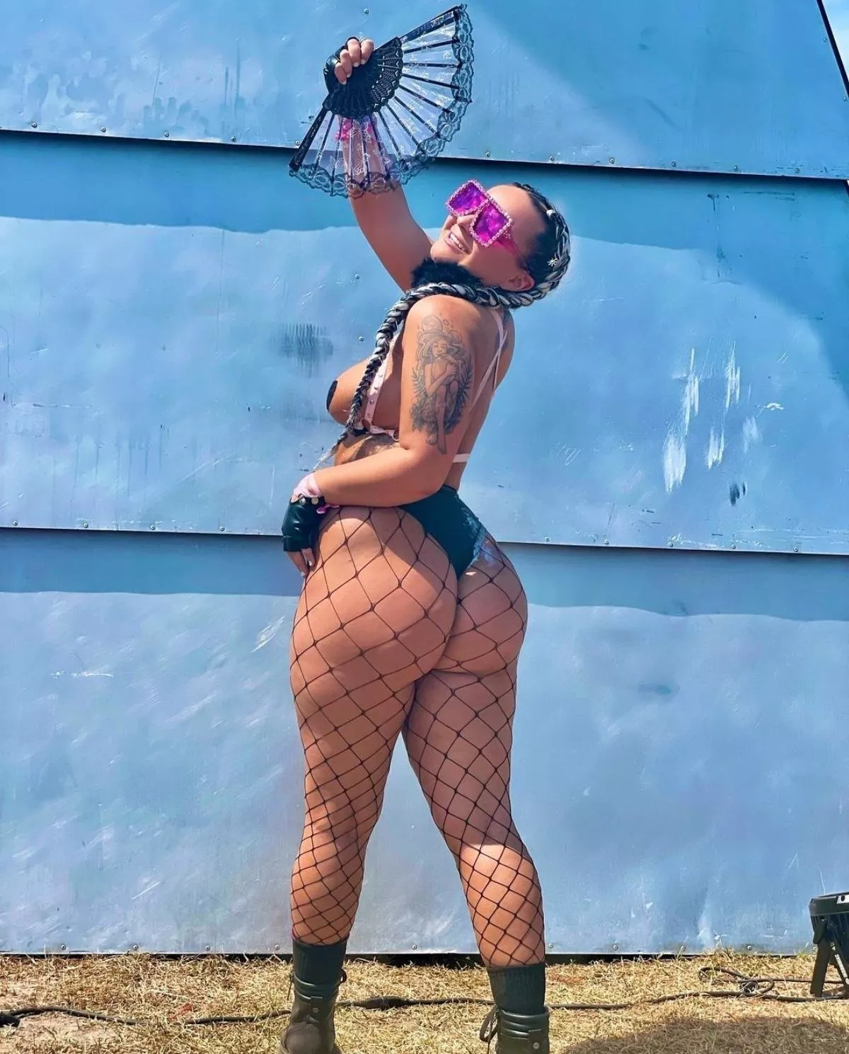 Festival cheeks.. posted by footking2019