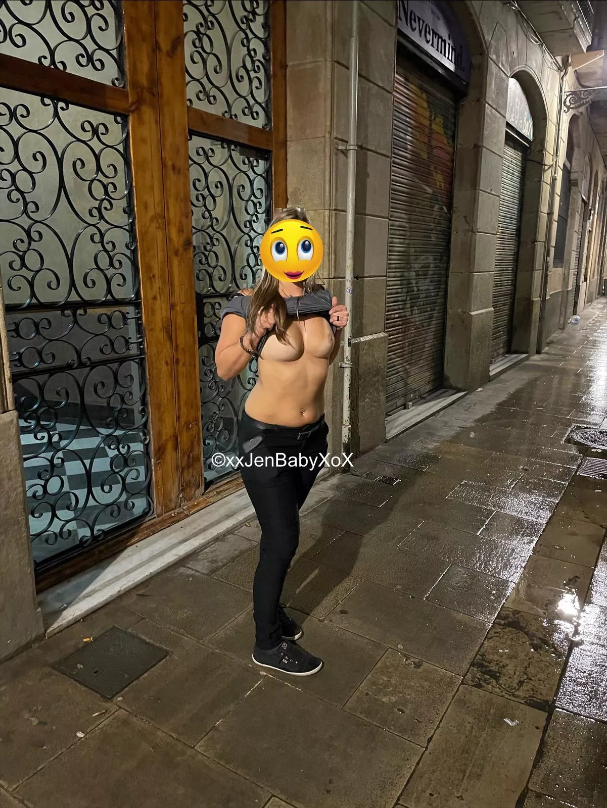 Getting myself a little wet posted by xxJenBabyXoX