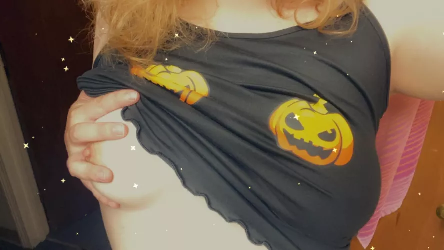 Happy Spooky Season! 🎃 🎃 by BeefSteakRaw