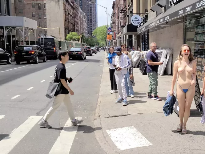 hmm one is not like the others... by mission-icecream