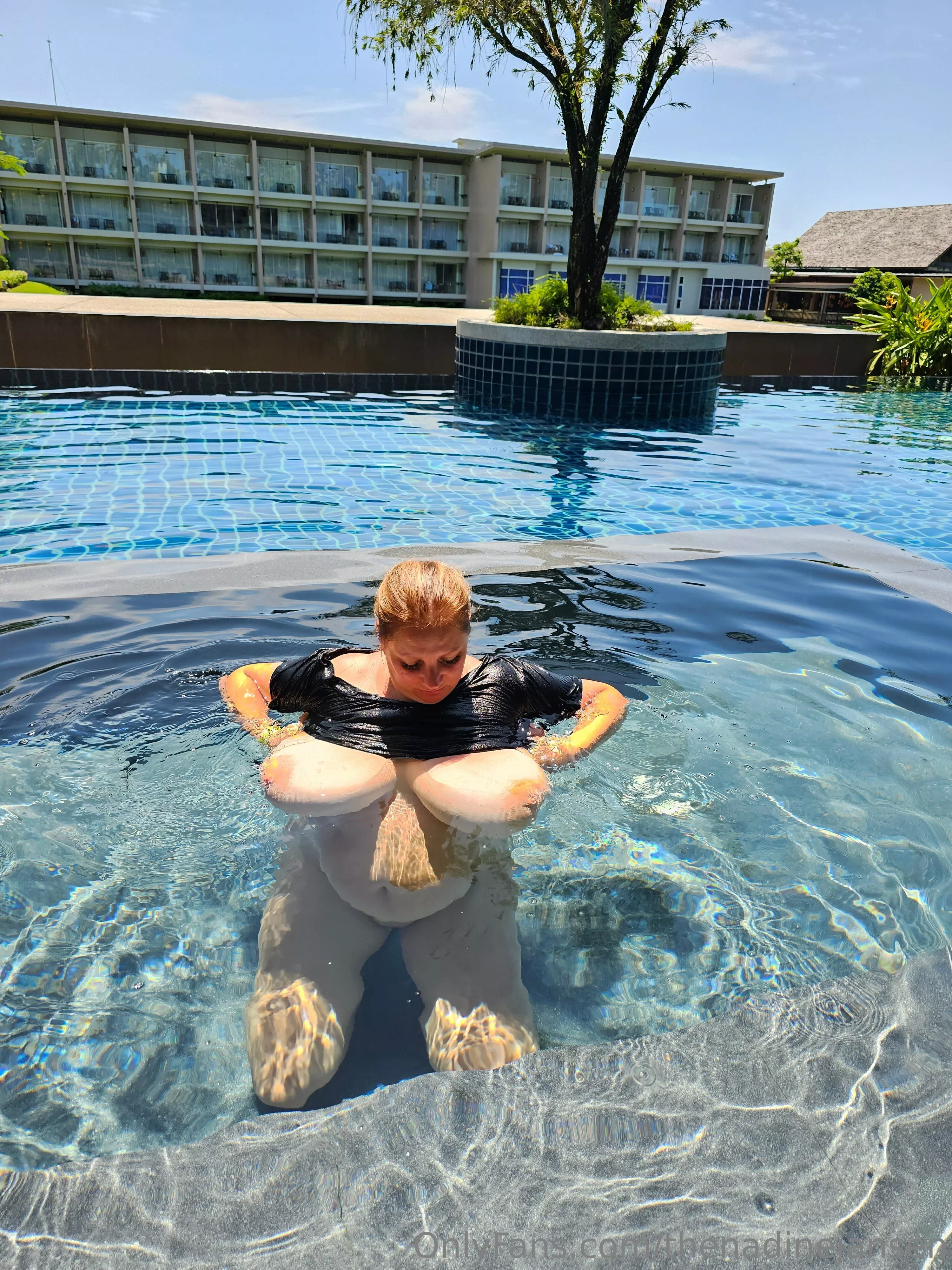 Huge floating devices posted by AnonOldGuy3