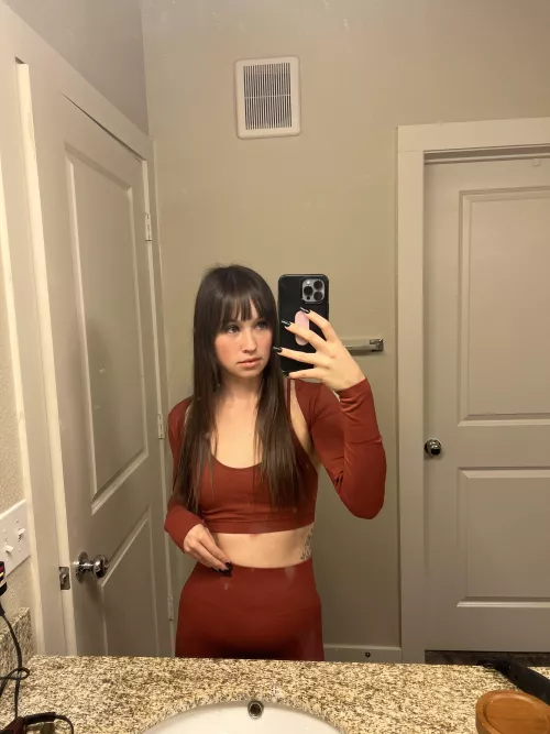 I need a gym daddy by Sierrarayebae