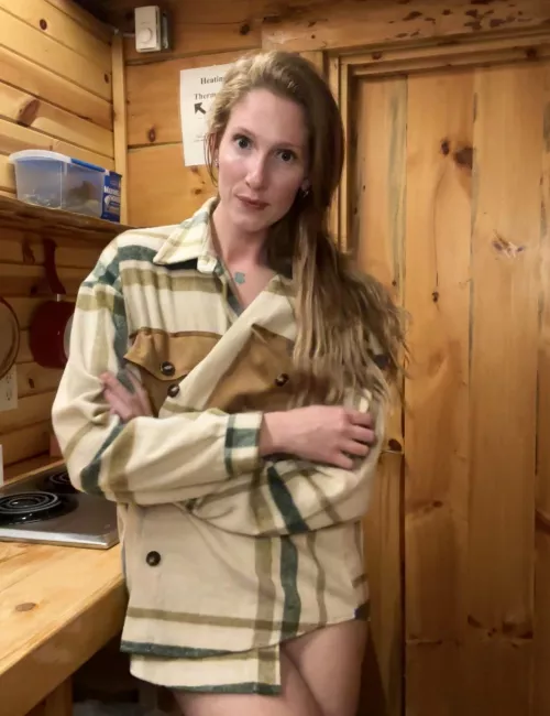 I wonder what’s underneath by emersonbloom22