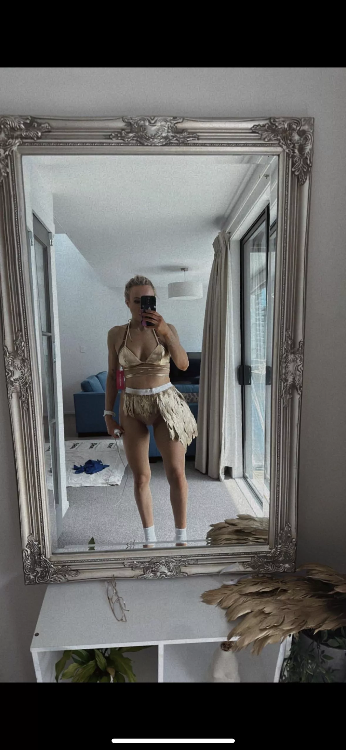 I’m making an outfit for New Zealand festival season … you’ll want to see the back haha posted by ellexoxo02