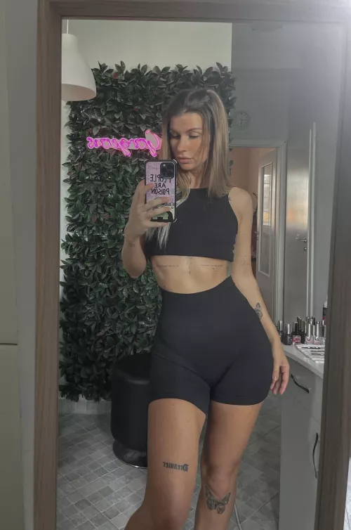 Looking for a cardio buddy by lolaaafit