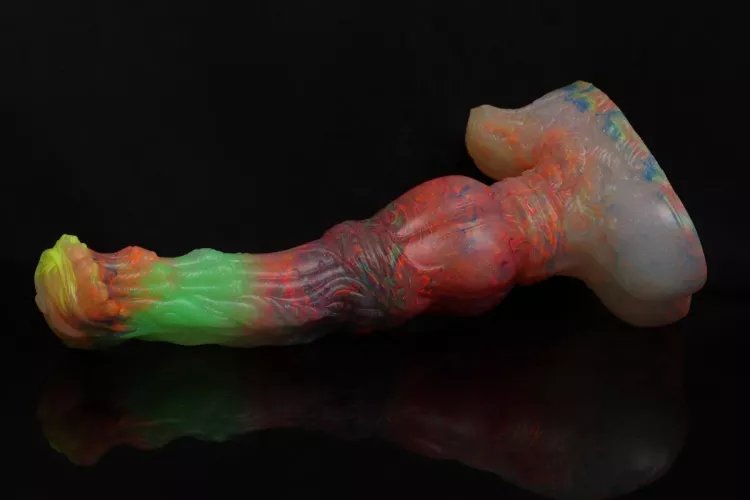 RAINBOW SERAPHINA! 🏳️‍🌈🌈🤩 This Aurora-like party string pour got to me. by Wide-Owl8682